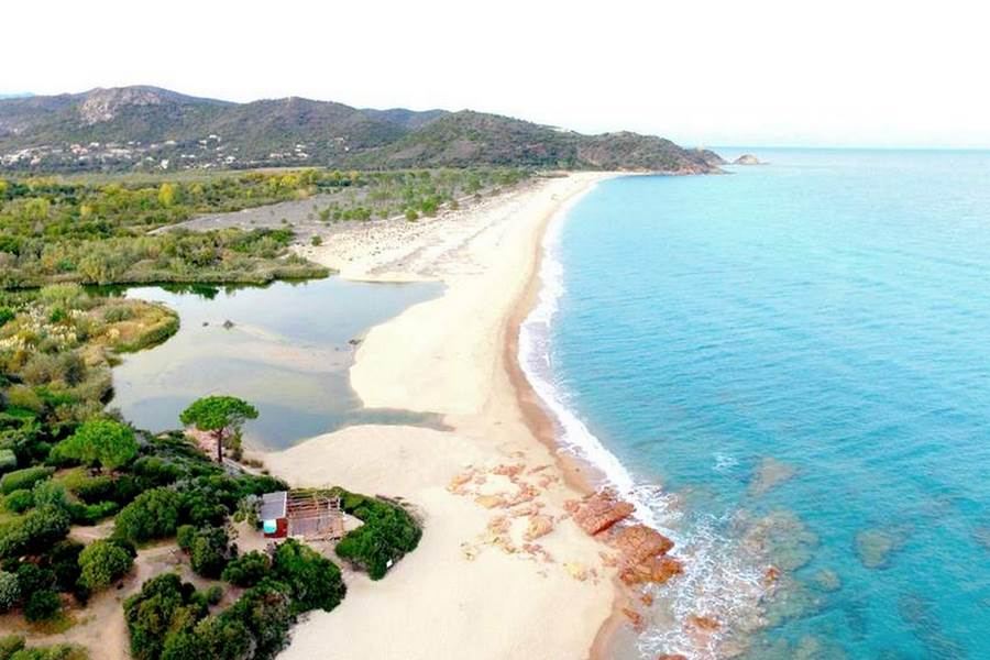 Plage d’Olmuccio vue du ciel